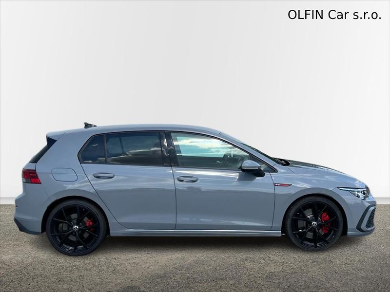 Volkswagen Golf 2,0 TSi 180kW 7DSG  REZERVACE - fotka 3 z 28