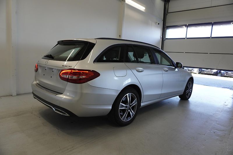 Mercedes-Benz Třídy C (2015) C200 CDI - fotka 5 z 31