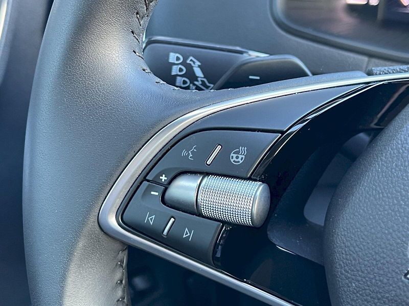 Škoda Karoq (2025) Top Selection 1.5 TSI 110kW DS - fotka 8 z 35