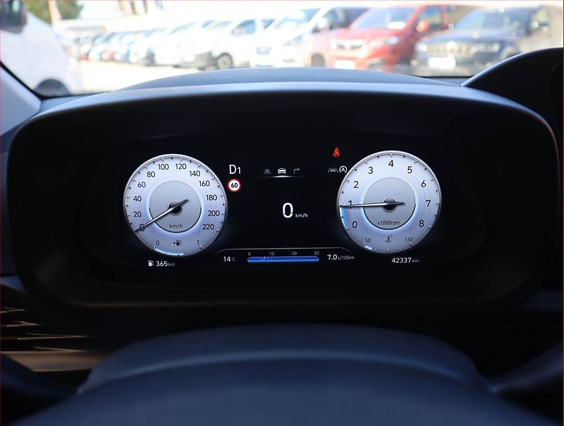 Hyundai i20 (2025) 1.0 T-GDI, Automat, Serv.kniha - fotka 11 z 21