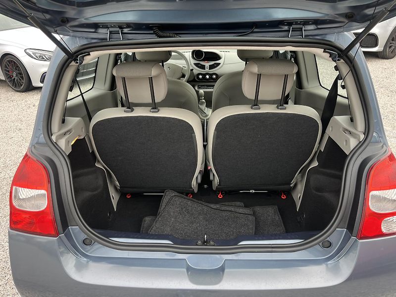 Renault Twingo (2009) 1.2i 56kw 1.Majitel - fotka 19 z 20