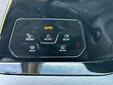 Volkswagen Golf (2022) 1.5 TSI 110 kW Webasto  Záruka - náhled 9