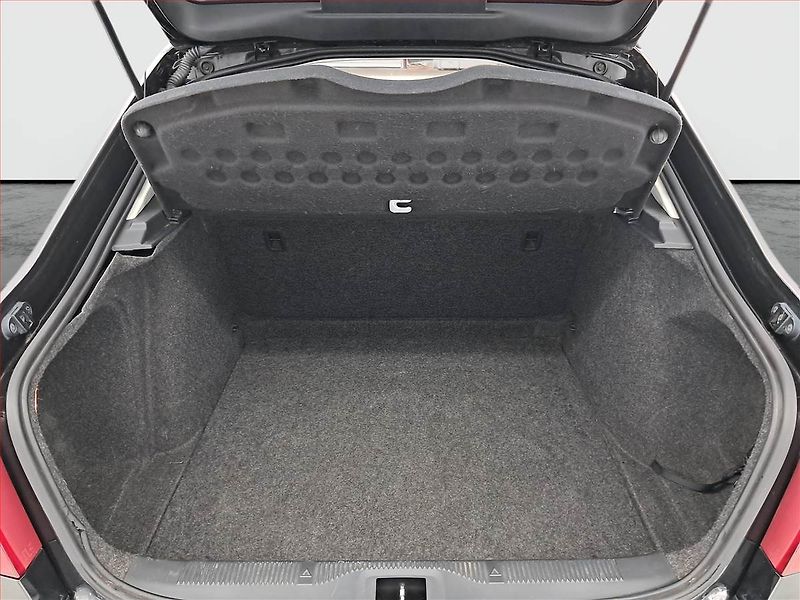 Škoda Octavia (2011) 1.6 - fotka 13 z 13