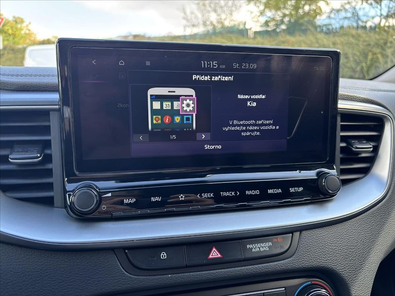 Kia Ceed 1,5 TGDi TOP ZÁRUKA TOP STAV - fotka 26 z 42