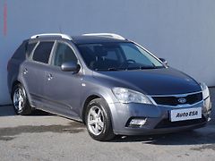 Kia Ceed (2010) 1.4CVVT, ČR, AC, park.asist - fotografie inzerátu