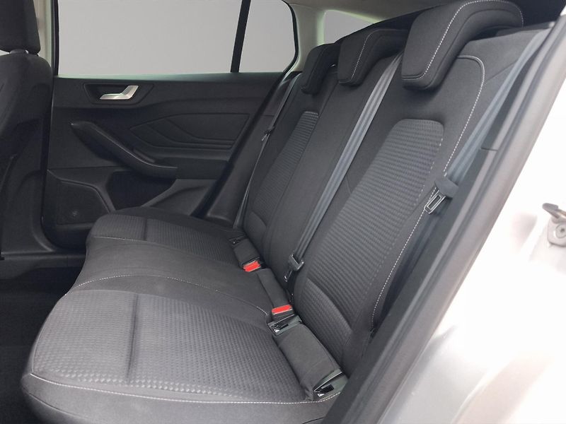 Ford Focus (2020) 1.5 EcoBlue 88kW, ČR - fotka 24 z 26