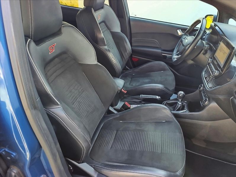Ford Fiesta 1,5 ST 147kW Kamera Performanc - fotka 26 z 34