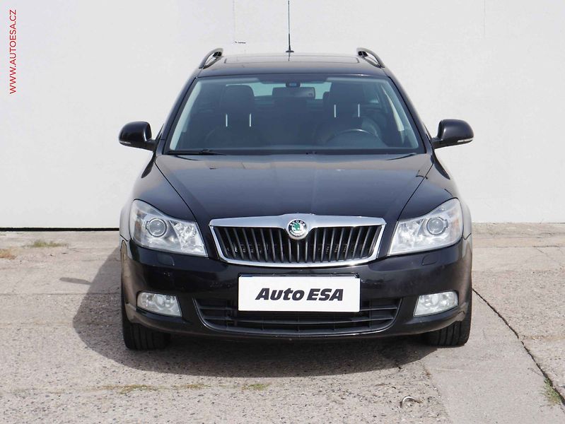 Škoda Octavia (2012) 2.0TDi, DSG - fotka 2 z 16