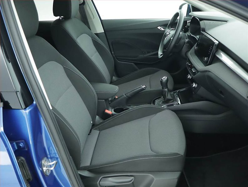 Škoda Fabia (2022) Ambition 1.0 TSI, Serv.kniha - fotka 9 z 15