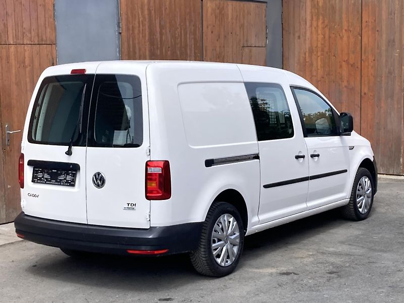 Volkswagen Caddy (2016) MAXI  2,0TDi VAN -DPH - fotka 5 z 17