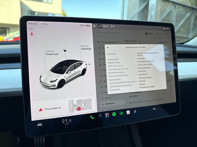 Tesla Model 3 Performance - fotka 25 z 39