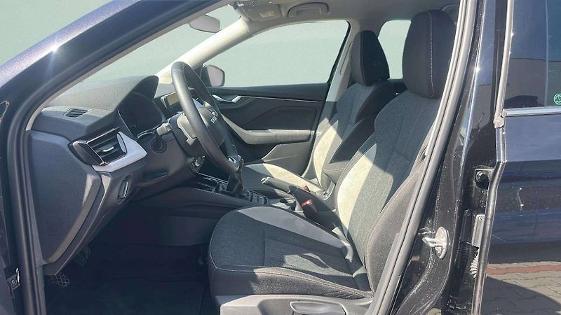 Škoda Scala Top Selection 1,0 TSI 85kW MT6 - fotka 6 z 27