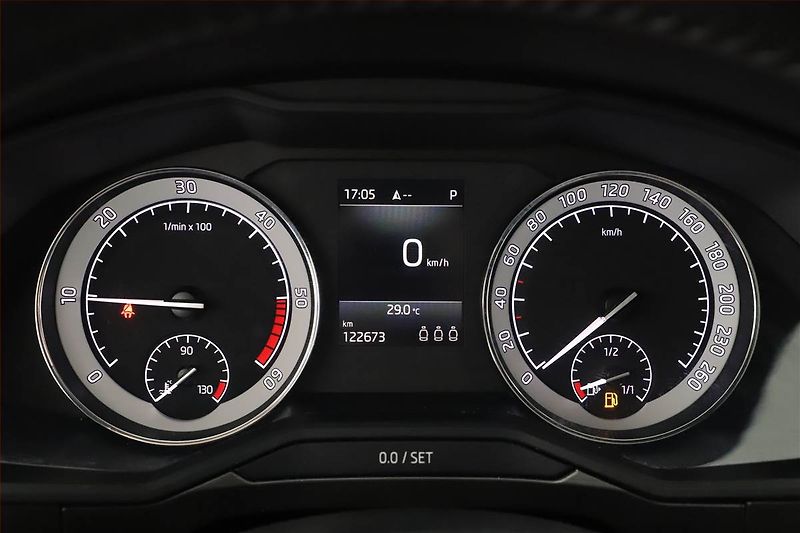 Škoda Superb (2021) Style 2.0 TDI - fotka 9 z 20