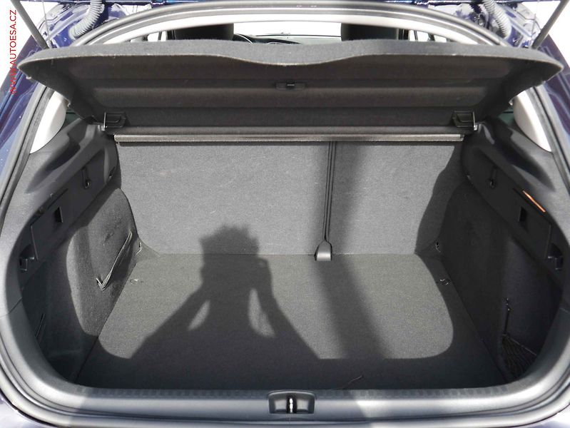 Citroën C4 (2016) 1.2 PT, Feel - fotka 7 z 14