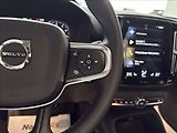 Volvo XC40 2,0   B4 AWD MOMENTUM DPH - náhled 12