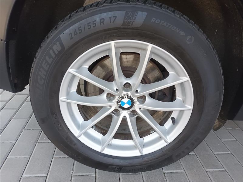 BMW X3 2,0 d,xDrive,KŮŽE,NAVI,TAŽNÉ - fotka 26 z 41