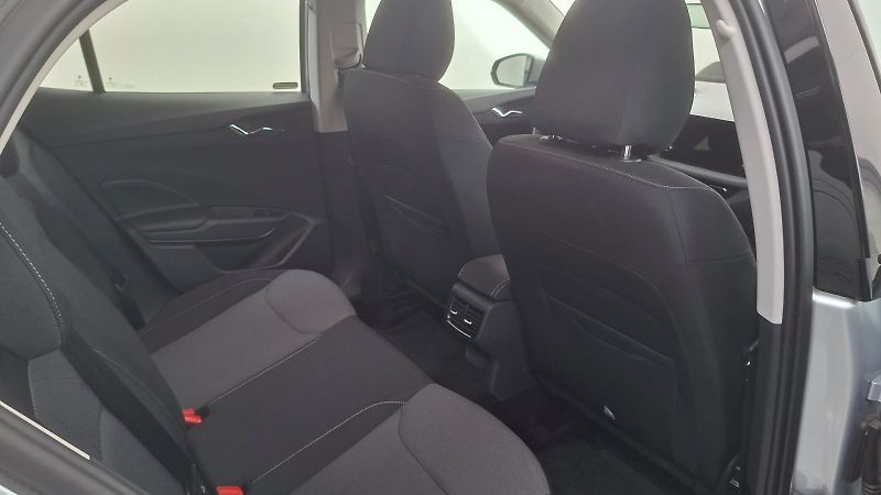 Škoda Fabia (2025) Selection 1,0 TSI 70 kW - fotka 16 z 24