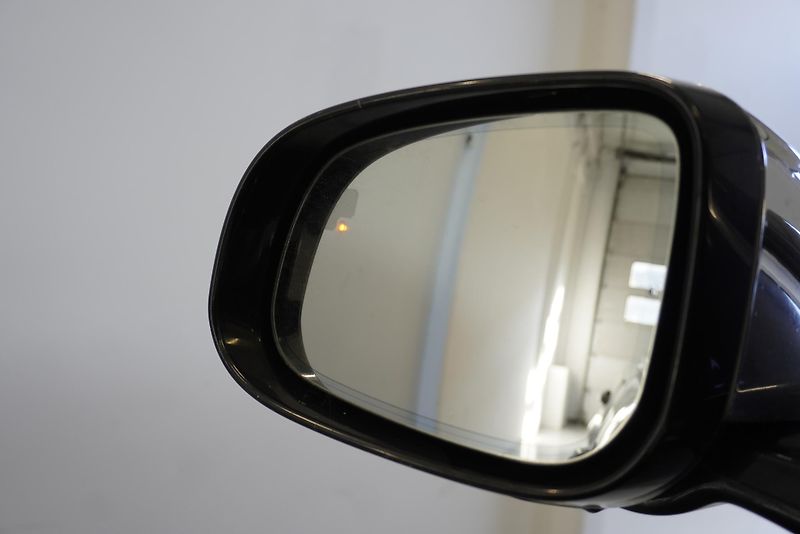 Jaguar XJ (2012) XJ  3,0D V6 AUTOMAT - fotka 32 z 39