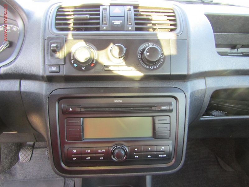 Škoda Fabia (2008) 1.2 i, 1.maj, AC - fotka 11 z 14