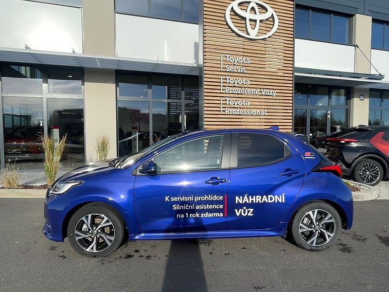 Toyota Yaris 1.5 Hybrid 116k automat Style - fotka 8 z 28