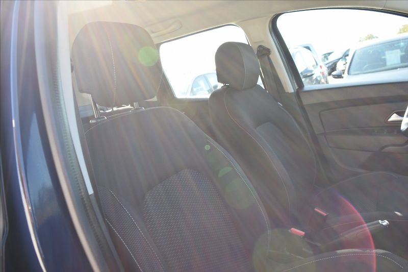 Dacia Duster 1,6 SCe 84KW 1 MAJITEL, TAŽNÉ - fotka 23 z 42