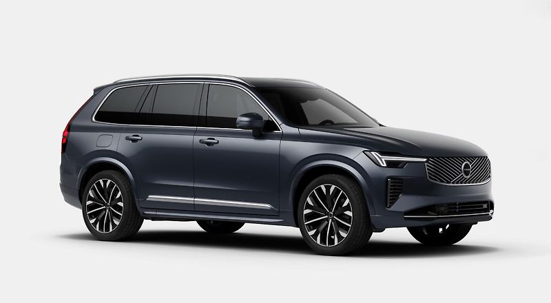 Volvo XC90 (2026)  B5 AWD PLUS DARK - fotka 5 z 13