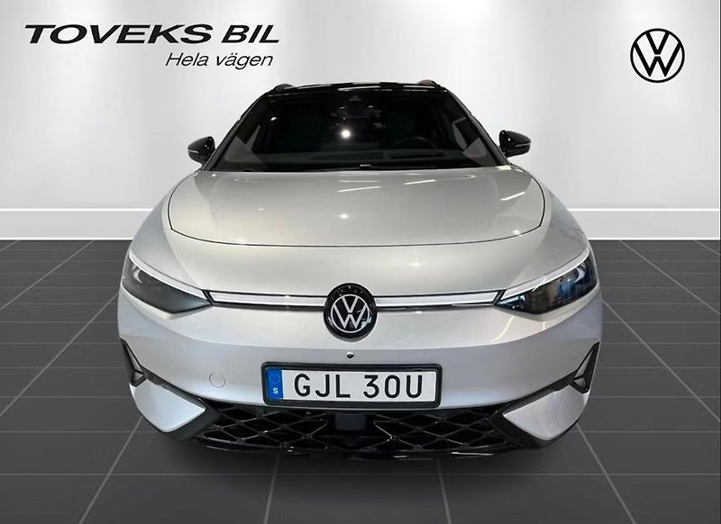 Volkswagen ID.7 Tourer GTX 360 kam Masáž HuD Tažné - fotka 7 z 19