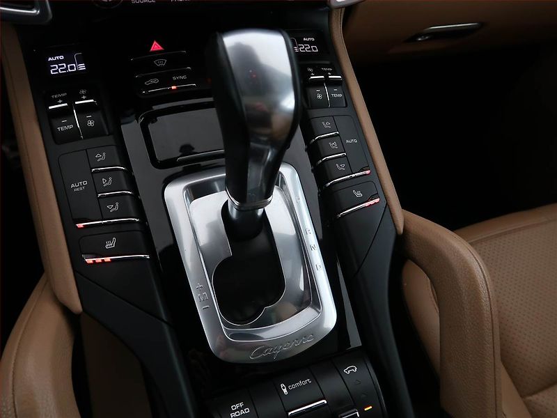 Porsche Cayenne (2016) S Diesel - fotka 13 z 24