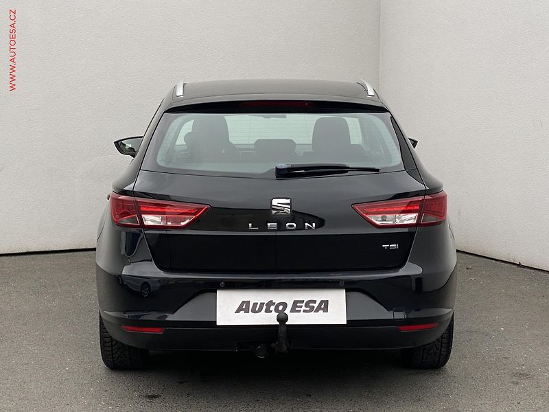 Seat Leon (2015) 1.2 TSi, Style, LED, TZ - fotka 5 z 16