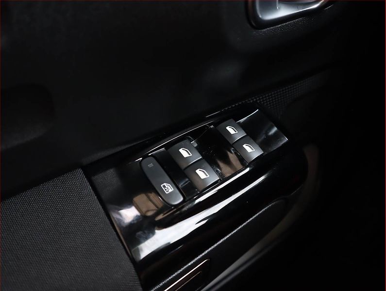 Citroën C3 (2023) 1.2 PureTech, Automat - fotka 16 z 22