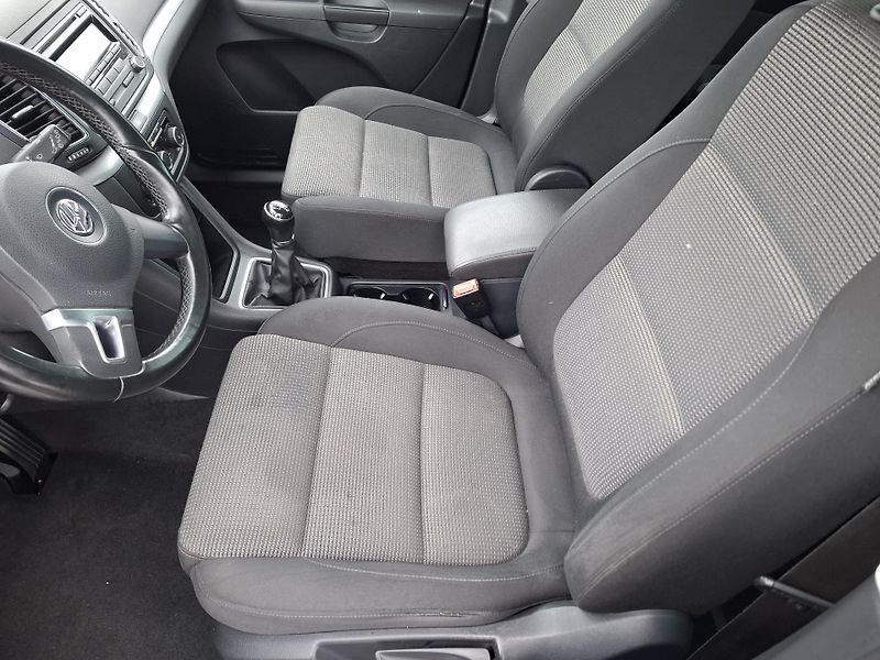 Volkswagen Sharan (2013) 2,0 TDI - fotka 6 z 15