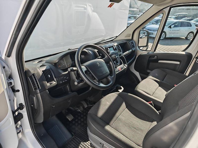 Peugeot Boxer 3500 L3H2 MAN6 2,2 BlueHDi - fotka 5 z 21