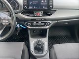 Hyundai i30 1,5 i Family Comfort - náhled 10