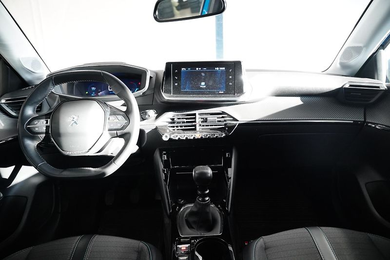 Peugeot 208 - fotka 5 z 6