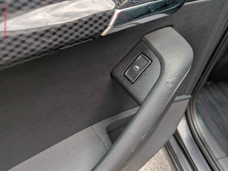 Škoda Octavia (2015) 2.0TSi, ČR, RS, bixen - fotka 25 z 26