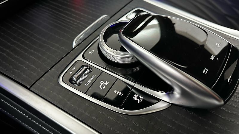 Mercedes-Benz Třídy G 63 AMG / TOP STAV - fotka 41 z 64