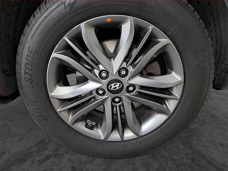 Hyundai ix35 (2015) 1.7 CRDi, ČR,1.maj, Serv.kniha - fotka 14 z 14