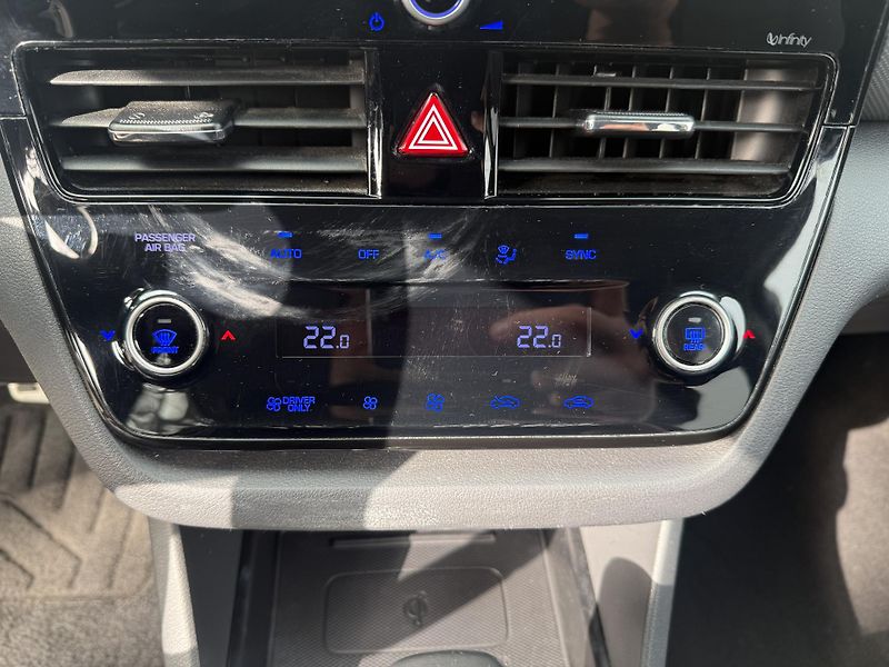 Hyundai Ioniq 1.6 GDI HYBRID Creative - fotka 14 z 20