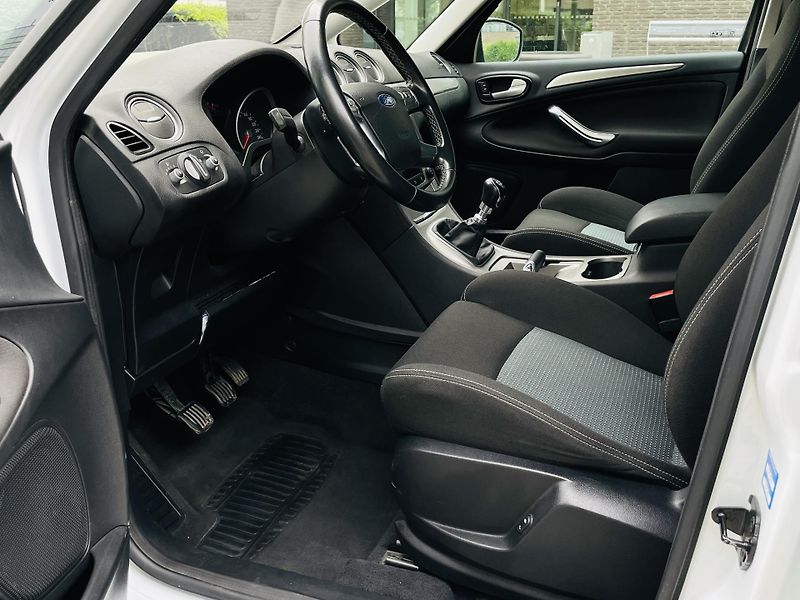 Ford S-MAX 2.0TDCi MANUÁL SERVISKA  - fotka 27 z 40