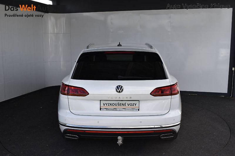 Volkswagen Touareg (2021) 3.0TDI 210kW,CZ, Tažné - fotka 9 z 28