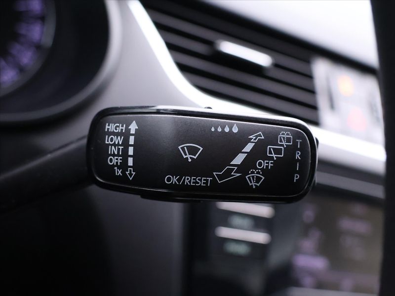 Škoda Octavia 1,6 TDI Ambition Xenon CZ DPH - fotka 19 z 31