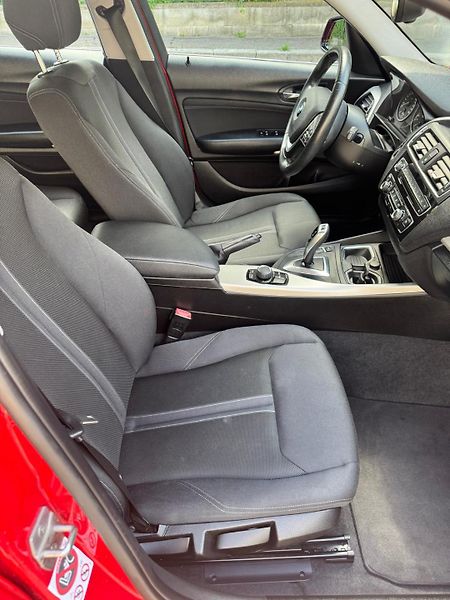 BMW Řada 1 (2015) 116 d automat - fotka 14 z 22