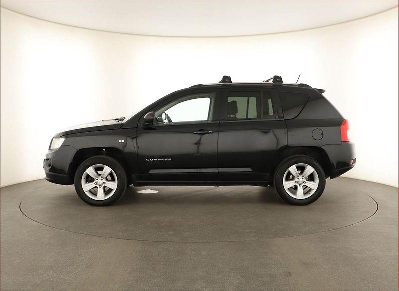 Jeep Compass (2011) 2.2 CRD, 4X4, Tempomat - fotka 3 z 14