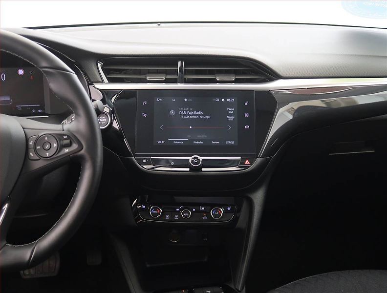 Opel Corsa (2023) Elegance 50 kWh, SoH 97% - fotka 12 z 24
