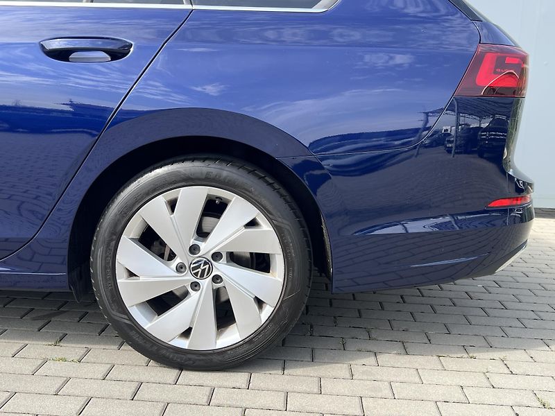 Volkswagen Golf Variant (2022) 1,5TSi 110kW STYLE DSG - fotka 37 z 41