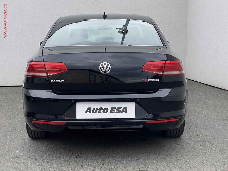 Volkswagen Passat (2014) 1.4 TSi, Comfortline, šíbr - fotka 5 z 19