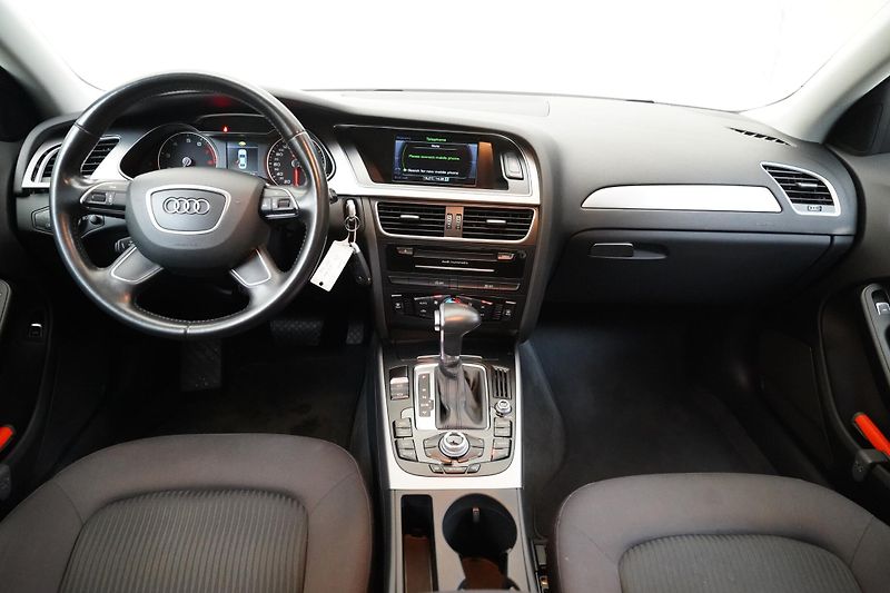 Audi A4 - fotka 5 z 28
