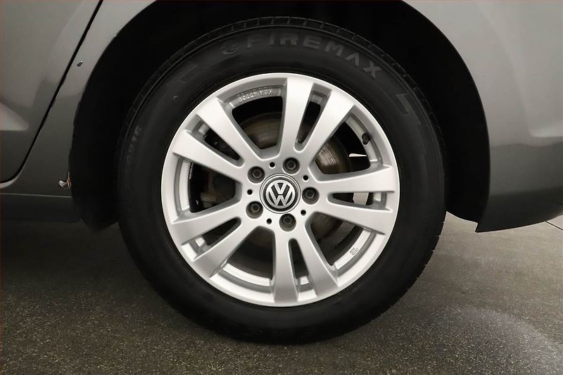 Volkswagen Touran (2016) 1.6 TDI, Navi, Tempomat - fotka 15 z 15