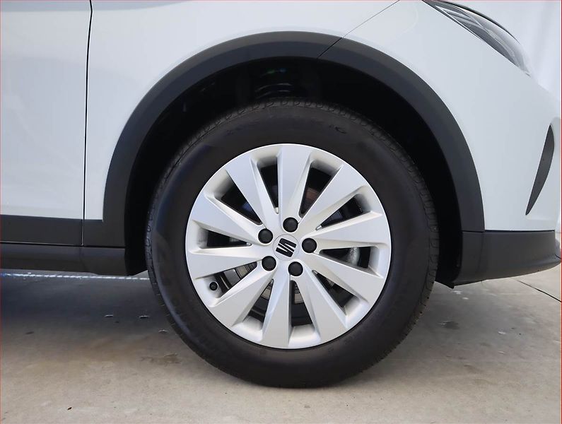 Seat Arona (2022) Xperience 1.0 TSI, Automat - fotka 15 z 21