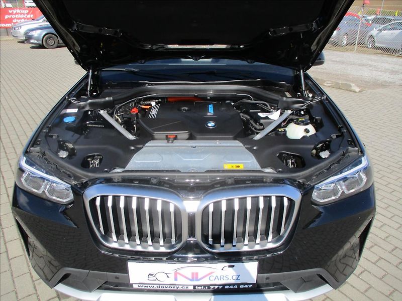 BMW X3 2,0 i xDrive 30e 215kw Hybrid - fotka 24 z 31